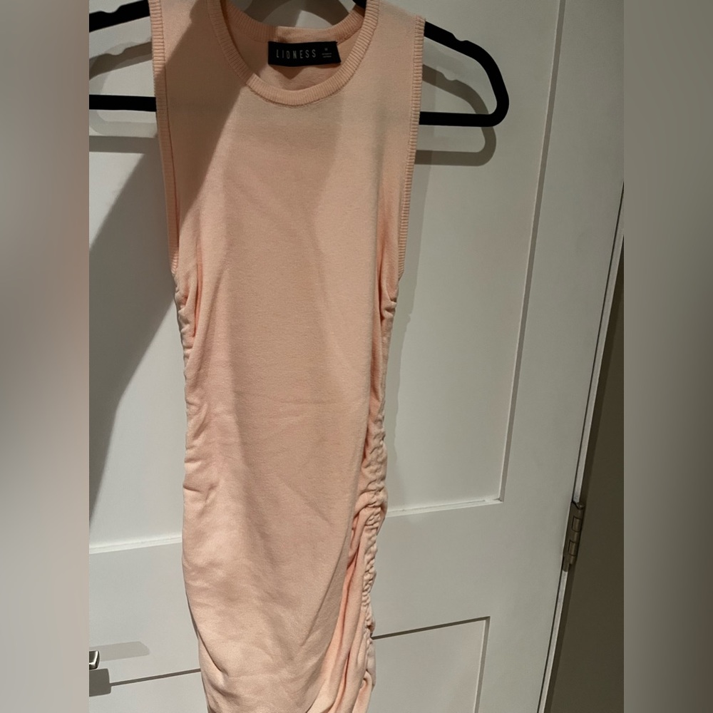 Cinch side dress